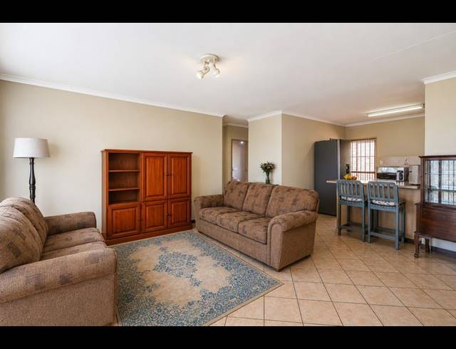 2 BEDROOM TOWNHOUSE FOR SALE IN ELARDUSPARK